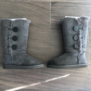 Women’s Bailey Ugg with Buttons